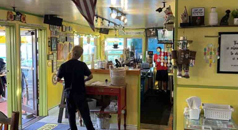 The Besta Wan Pizza House 3