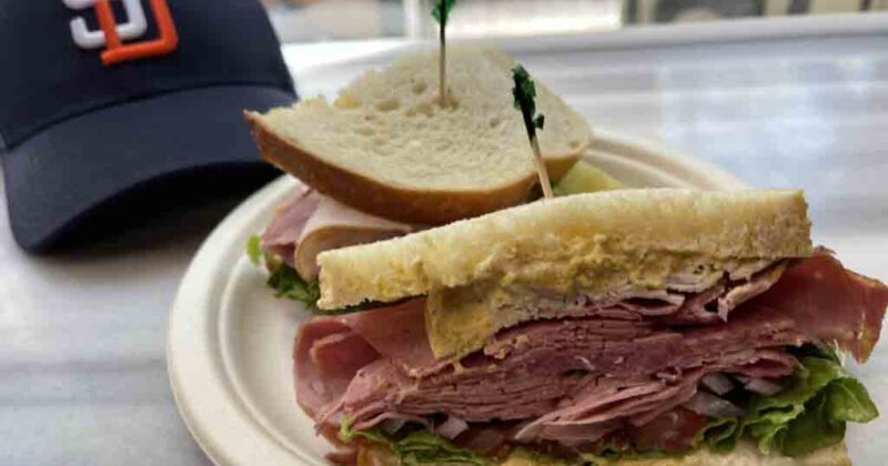 Carnivore Sandwich roast beef
