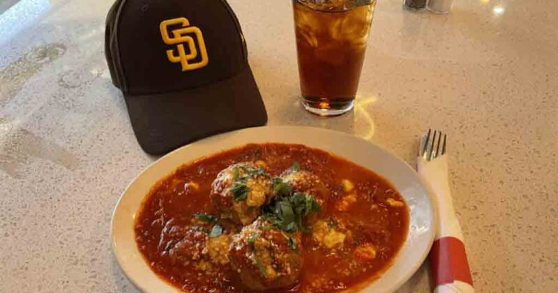 Del Lusso Pizza meatballs