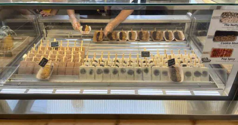 Holy Paleta window